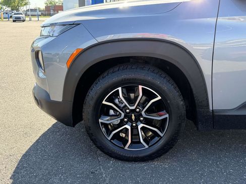 Certified 2023 Chevrolet TrailBlazer ACTIV w/ Sun and Liftgate Package FWD image 9