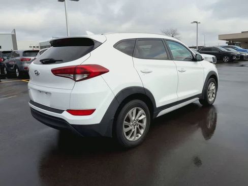 Used 2017 Hyundai Tucson SE Plus FWD image 8