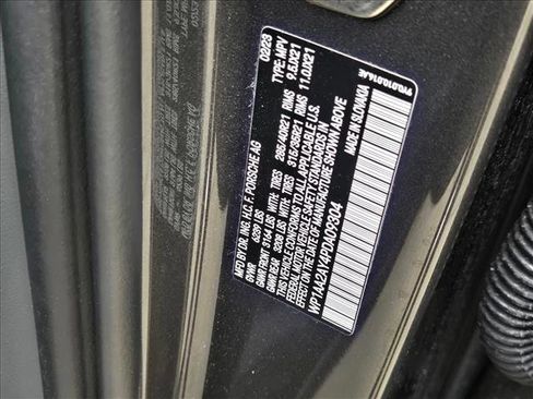 Used 2023 Porsche Cayenne AWD/4WD image 26