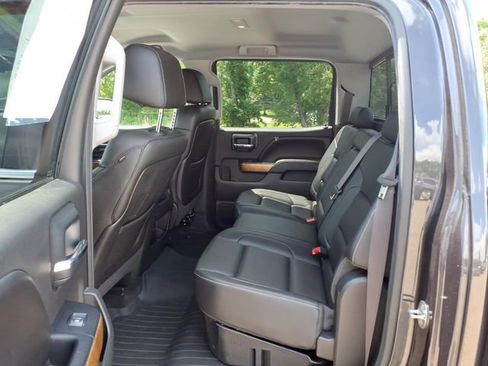 Used 2015 Chevrolet Silverado 1500 LTZ w/ LTZ Plus Package AWD/4WD image 11