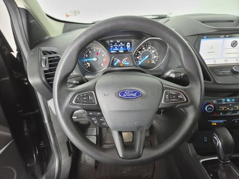 Used 2018 Ford Escape SE w/ SE Sync 3 Package AWD/4WD image 23