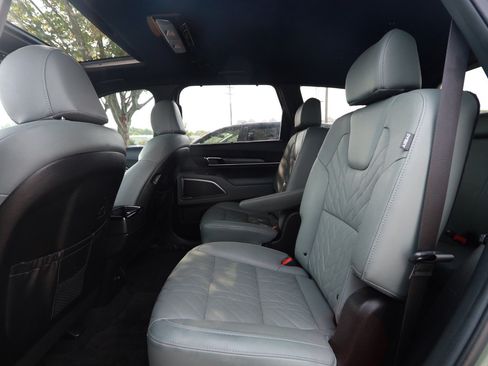 Used 2024 Kia Telluride EX X-Line AWD/4WD image 25