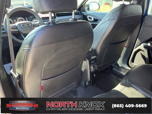 Used 2025 Jeep Compass Trailhawk w/ Trailhawk Elite Group image 16