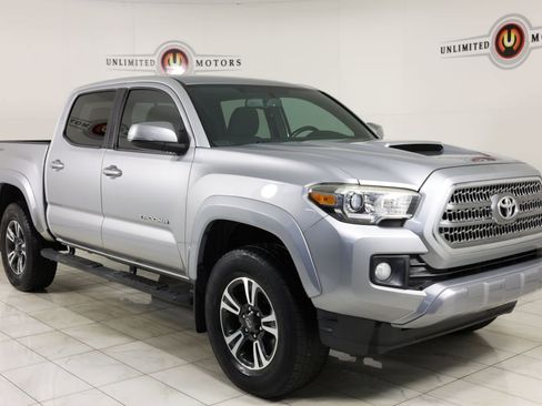 Used 2016 Toyota Tacoma TRD Sport w/ Towing Package RWD image 39