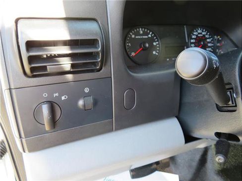 Used 2006 Ford F250 XL image 8