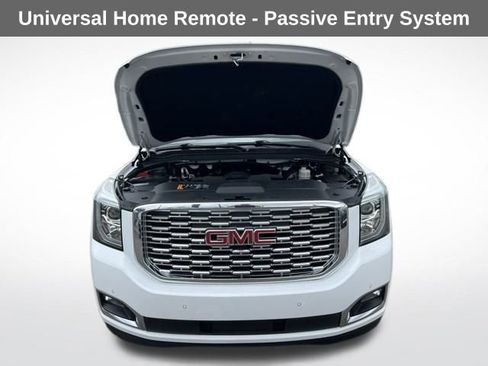Used 2020 GMC Yukon XL Denali image 17