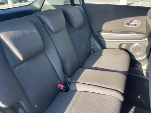 Used 2016 Honda HR-V EX image 18