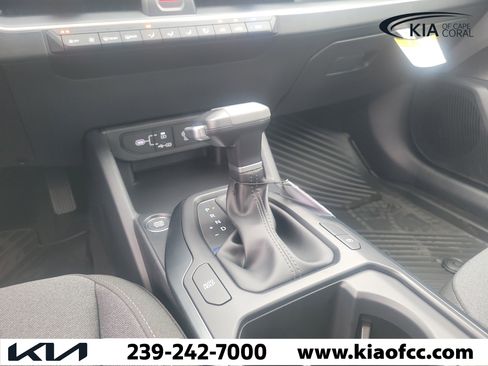 New 2026 Kia K4 FWD image 18