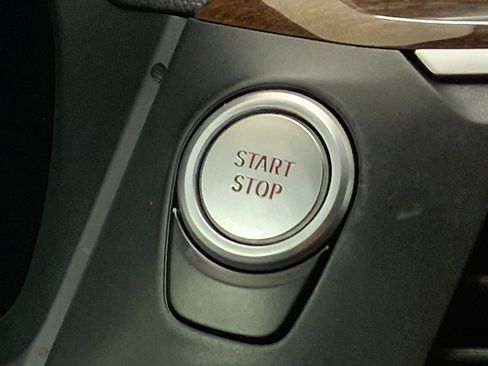 Used 2021 BMW X3 xDrive30e w/ Convenience Package image 27