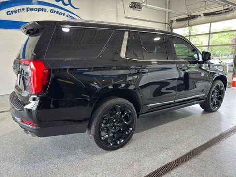 Used 2025 GMC Yukon Denali Ultimate AWD/4WD image 13