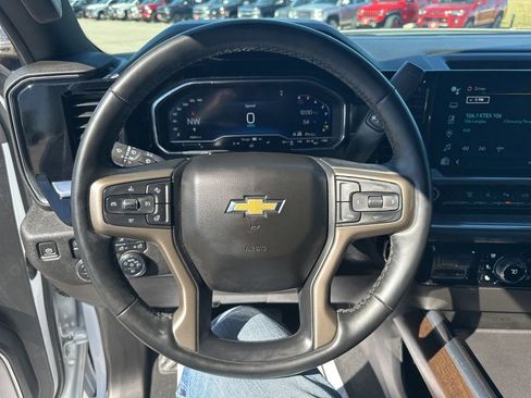 Used 2024 Chevrolet Silverado 2500 High Country w/ Technology Package image 20