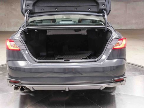 Used 2025 Toyota Camry SE FWD image 30