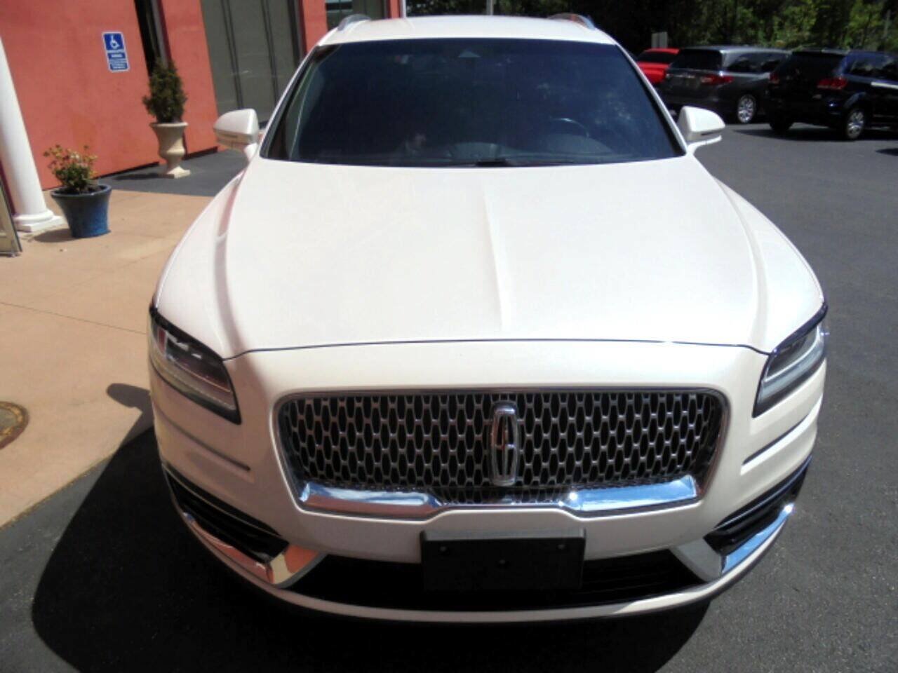 Used 2019 Lincoln Nautilus Select AWD/4WD image 29
