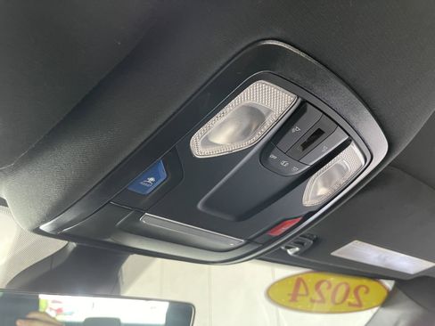 Used 2024 RAM 2500 Big Horn AWD/4WD image 42
