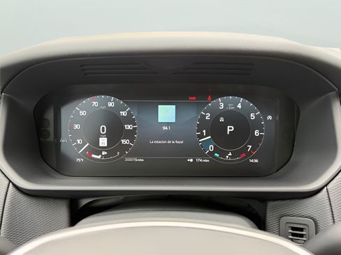 Certified 2026 Land Rover Discovery Limited Edition AWD/4WD image 19