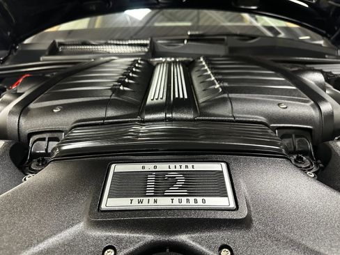 Used 2017 Bentley Bentayga AWD/4WD image 28