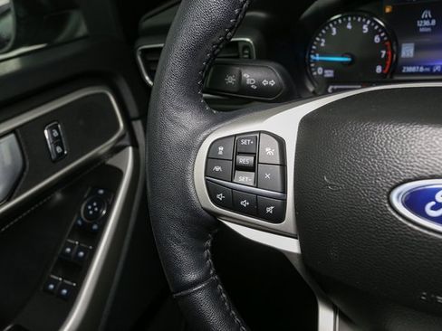 Used 2023 Ford Explorer XLT w/ Equipment Group 202A image 32