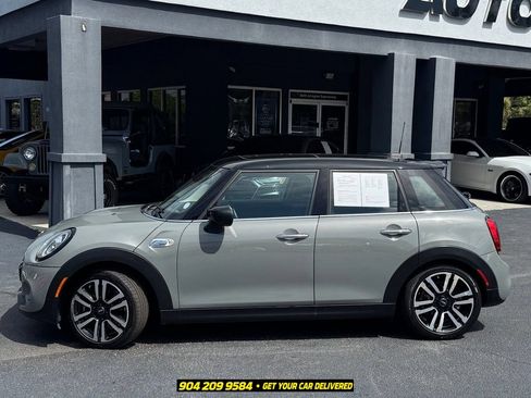 Used 2021 MINI Cooper S FWD image 4