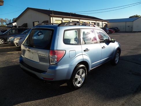 Used 2011 Subaru Forester 2.5X w/ Alloy Wheel Value Pkg image 3