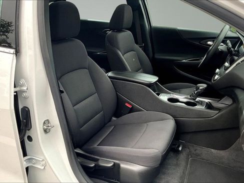 Used 2024 Chevrolet Malibu LT FWD image 27