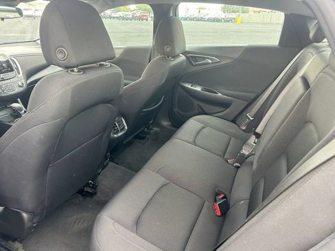 Used 2024 Chevrolet Malibu LT FWD image 30