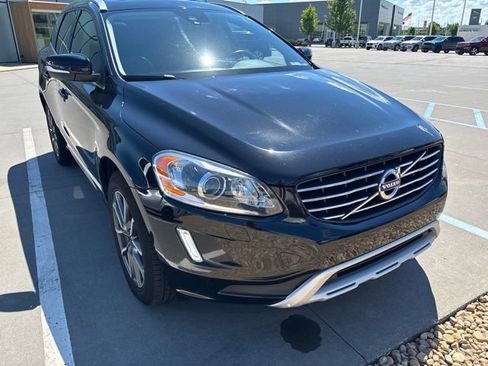 Used 2017 Volvo XC60 T6 Dynamic w/ Preferred Option Package AWD/4WD image 2