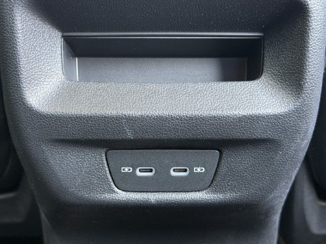 Used 2026 Volkswagen Tiguan SE FWD image 29