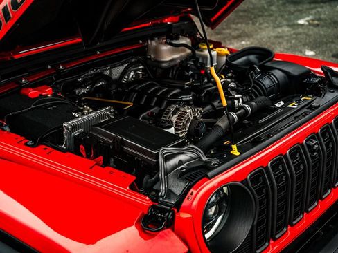 Used 2024 Jeep Wrangler Unlimited Rubicon 392 AWD/4WD image 47