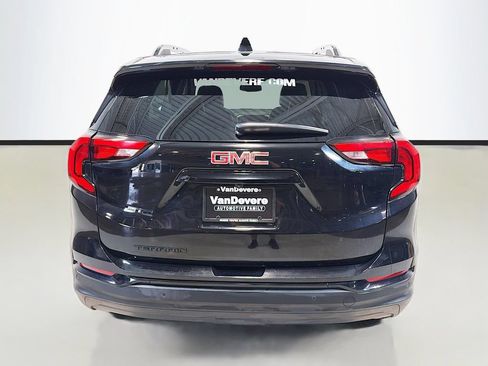 Used 2019 GMC Terrain SLT w/ Preferred Package FWD image 8