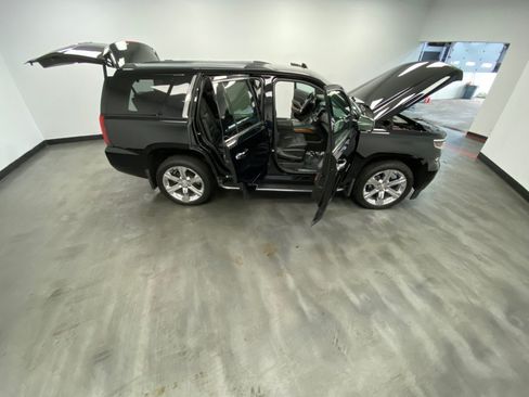 Used 2018 Chevrolet Tahoe Premier AWD/4WD image 53