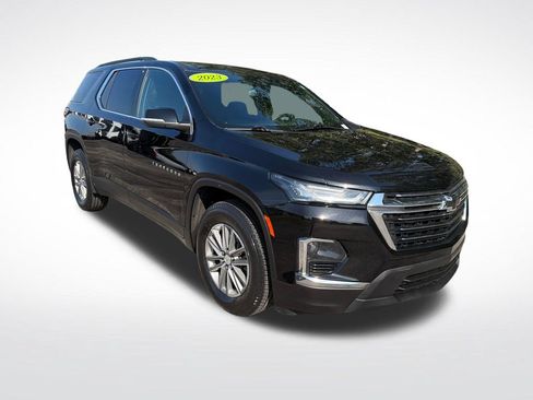 Used 2023 Chevrolet Traverse LT FWD image 8