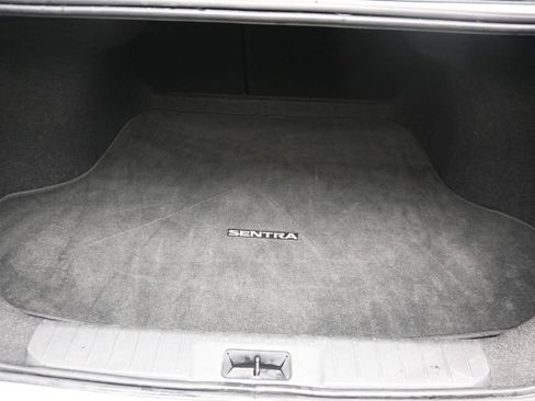 Used 2025 Nissan Sentra S FWD image 14