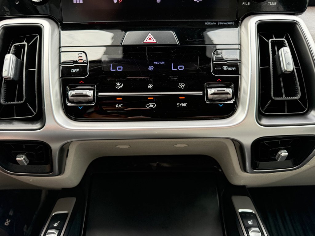 Used 2021 Kia Sorento EX w/ Panoramic Sunroof Package FWD image 37