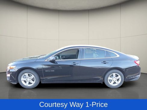 Used 2022 Chevrolet Malibu LS FWD image 5