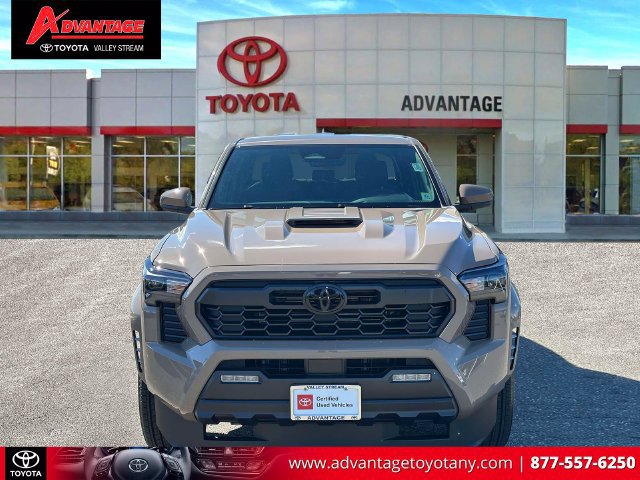 Certified 2026 Toyota Tacoma TRD Sport AWD/4WD image 2