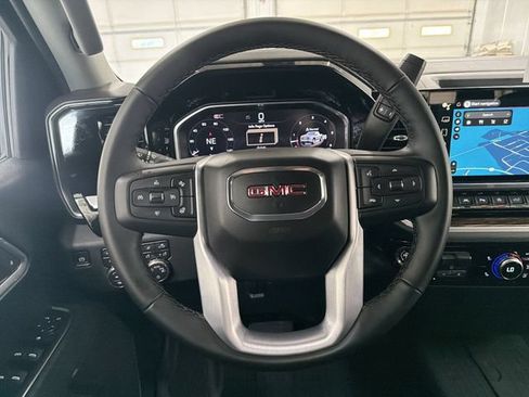 New 2026 GMC Sierra 1500 SLE w/ X31 Off-Road Package AWD/4WD image 31