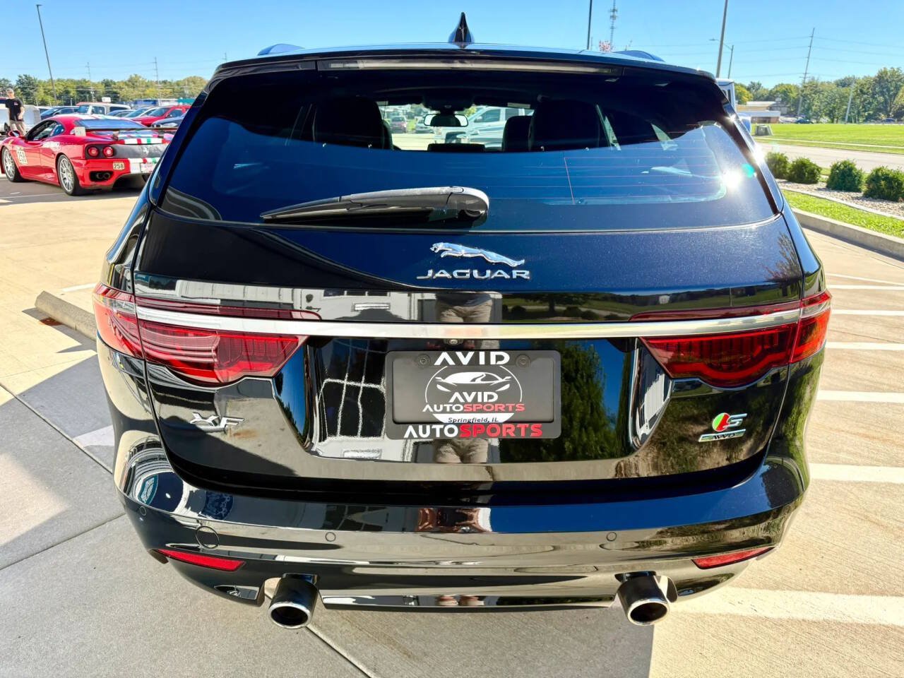 Used 2018 Jaguar XF S AWD/4WD image 7