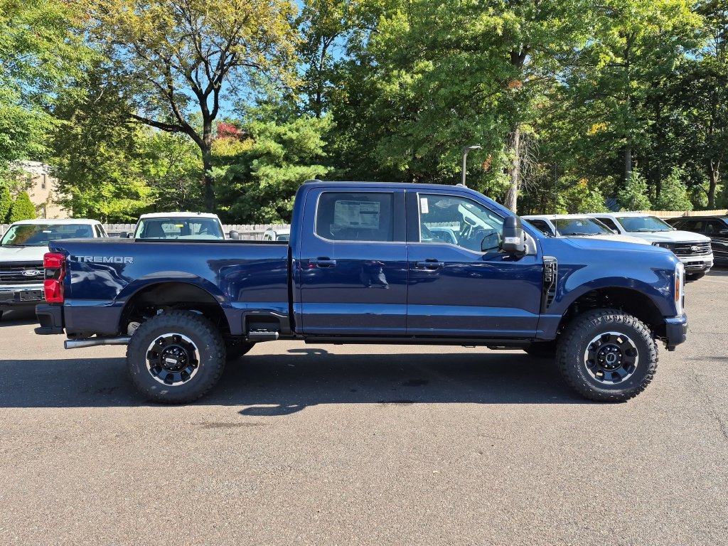 New 2027 Ford F350 Lariat w/ Tremor Off-Road Package AWD/4WD image 5