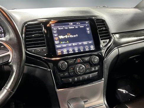 Used 2019 Jeep Grand Cherokee Limited image 10