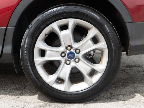 Used 2015 Ford Escape Titanium w/ Equipment Group 301A AWD/4WD image 9