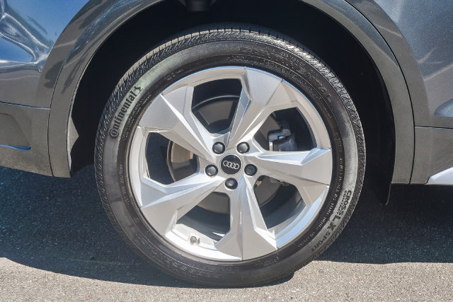 Used 2023 Audi Q5 2.0T Premium Plus w/ Premium Plus Package AWD/4WD image 9