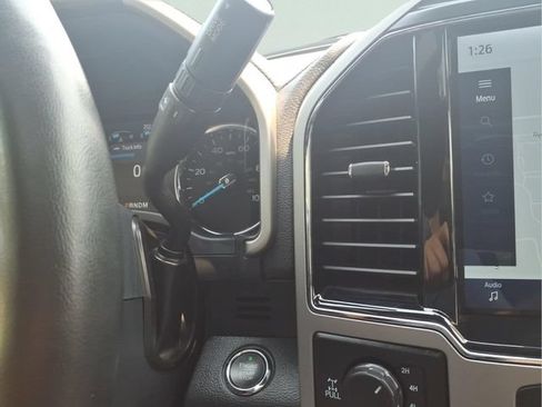 Used 2022 Ford F350 Lariat w/ Black Appearance Package AWD/4WD image 22