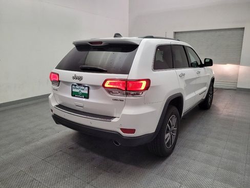 Used 2022 Jeep Grand Cherokee Limited AWD/4WD image 9