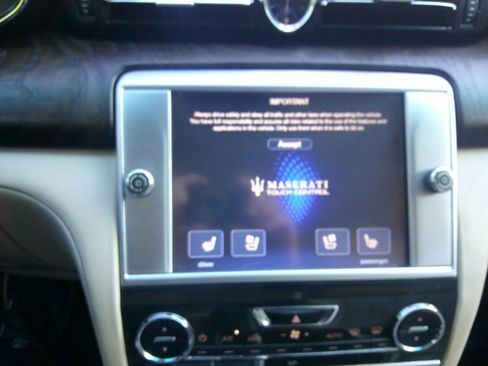 Used 2015 Maserati Quattroporte S Q4 AWD/4WD image 49