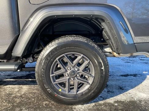 New 2026 Jeep Gladiator Sport image 16