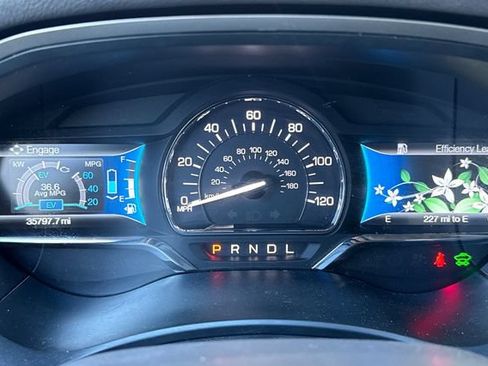 Used 2016 Lincoln MKZ Hybrid w/ Equipment Group 600A Reserve FWD image 41