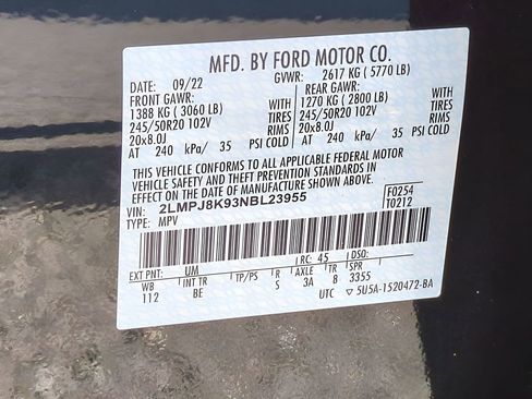 Used 2022 Lincoln Nautilus Reserve image 33