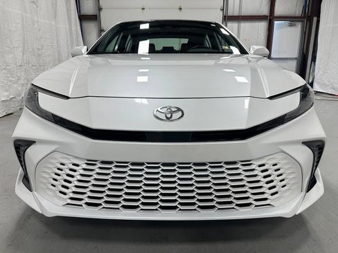 Used 2026 Toyota Camry XSE FWD image 2