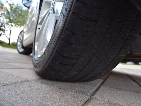 Used 2013 Volkswagen Golf TDI image 86