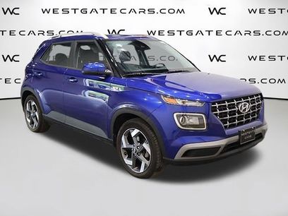 Used 2022 Hyundai Venue SEL